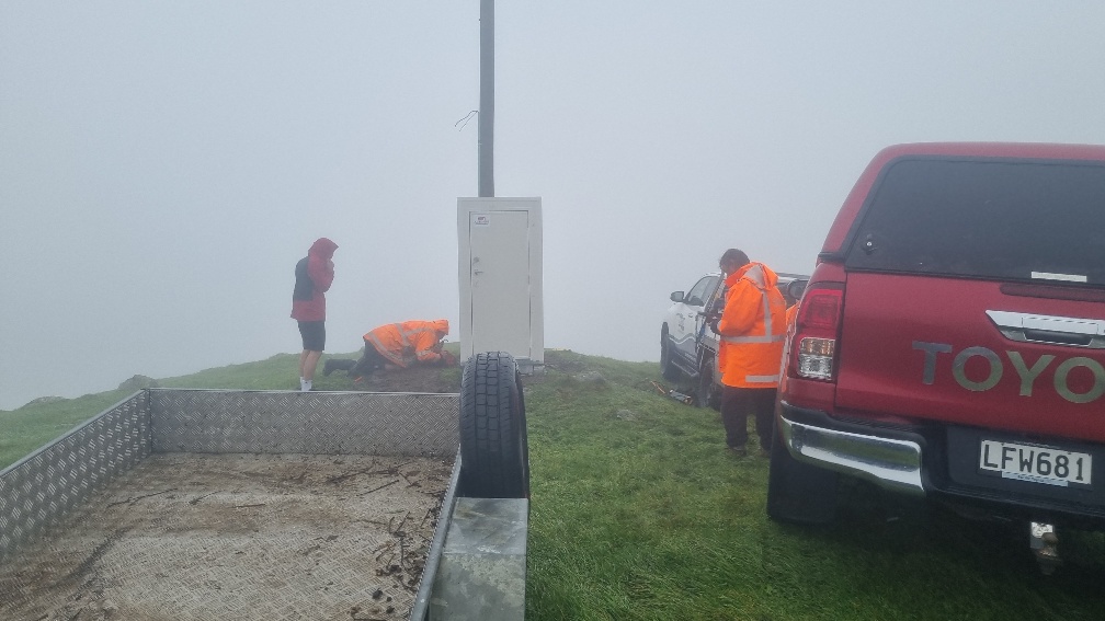 repeater station installation kaimai ranges